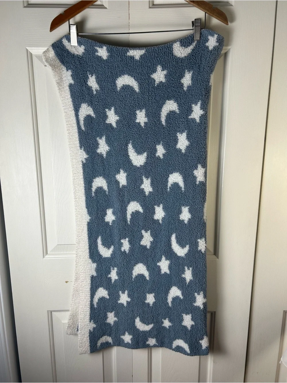 Parent's Choice Blue White Moon & Stars Baby Blanket Chenille Knit Soft
